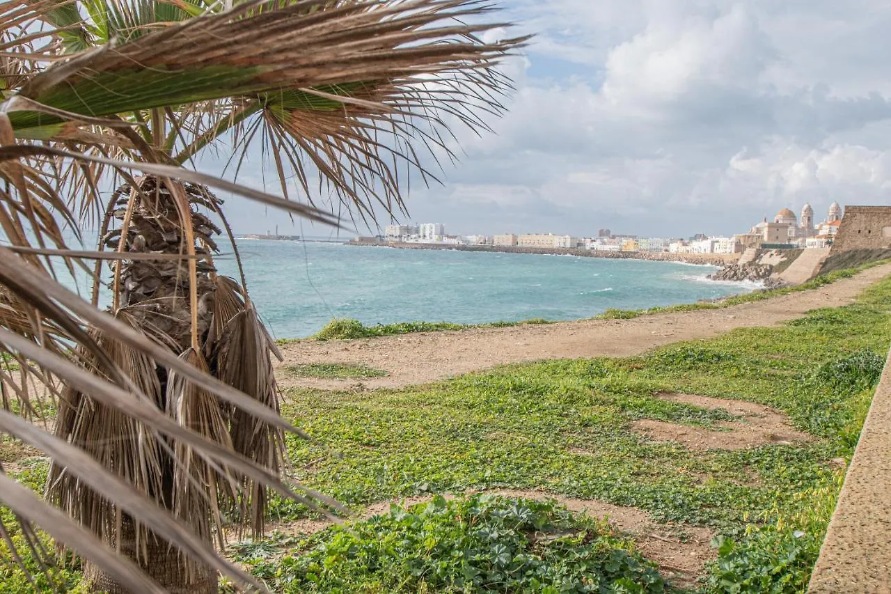 Apartamento La Luna Nueva En Cadiz 0*,